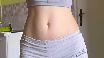 Petite Cutie Gets Naughty With A Dildo - Maiskii